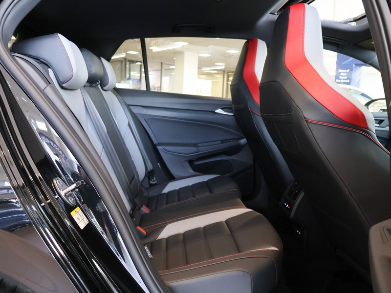 Volkswagen Golf - Hatfield VW Melrose Arch - Image 17