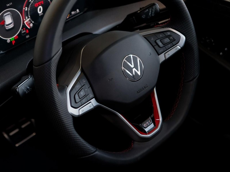 Volkswagen Golf - Hatfield VW Melrose Arch - Image 17