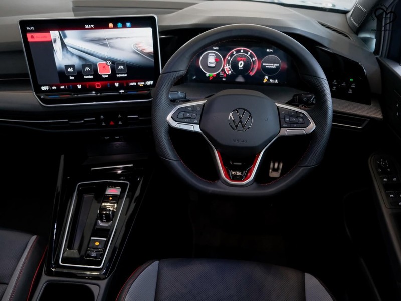 Volkswagen Golf - Hatfield VW Melrose Arch - Image 22