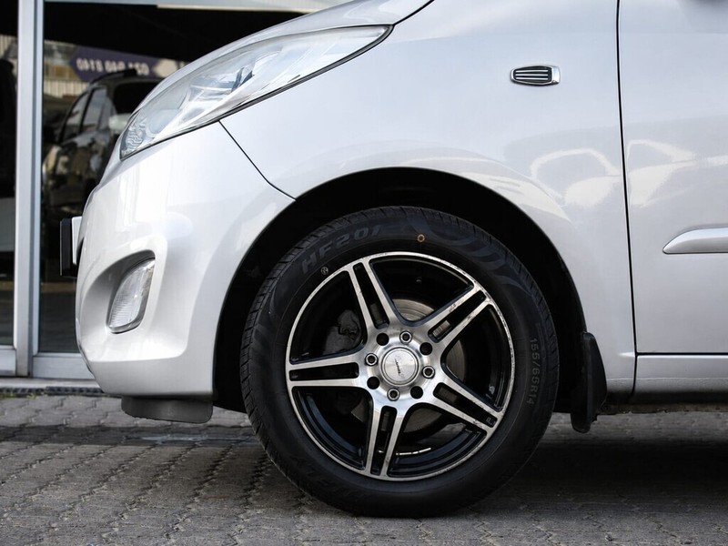 Hyundai i10 - Authentique Autos - Image 13