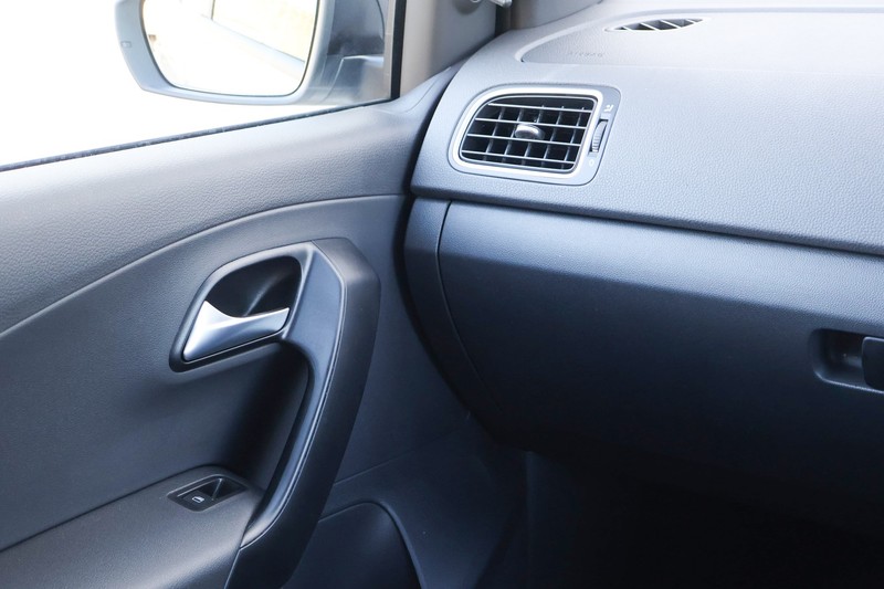 Volkswagen Polo Vivo - Hatfield VW Pretoria - Image 18