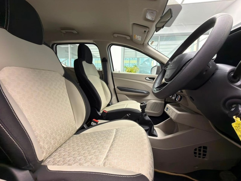 Renault Triber - Audi Centre Braamfontein - Image 19