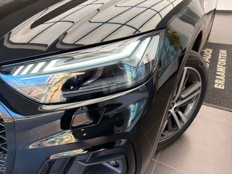 Audi Q5 - Audi Centre Braamfontein - Image 31