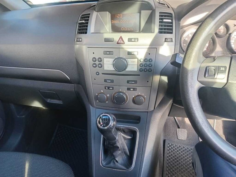 Opel Zafira - Janjira Cars Sales - Image 2