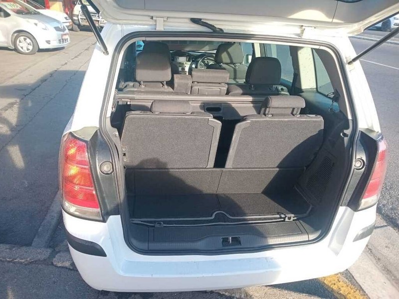 Opel Zafira - Janjira Cars Sales - Image 4