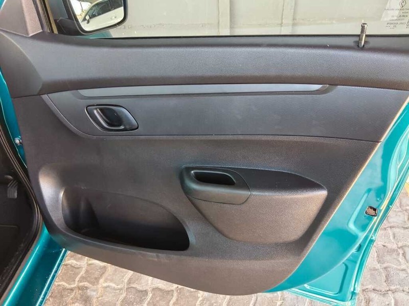 Renault KWID - King Cars Bellville/Vredekloof - Image 12
