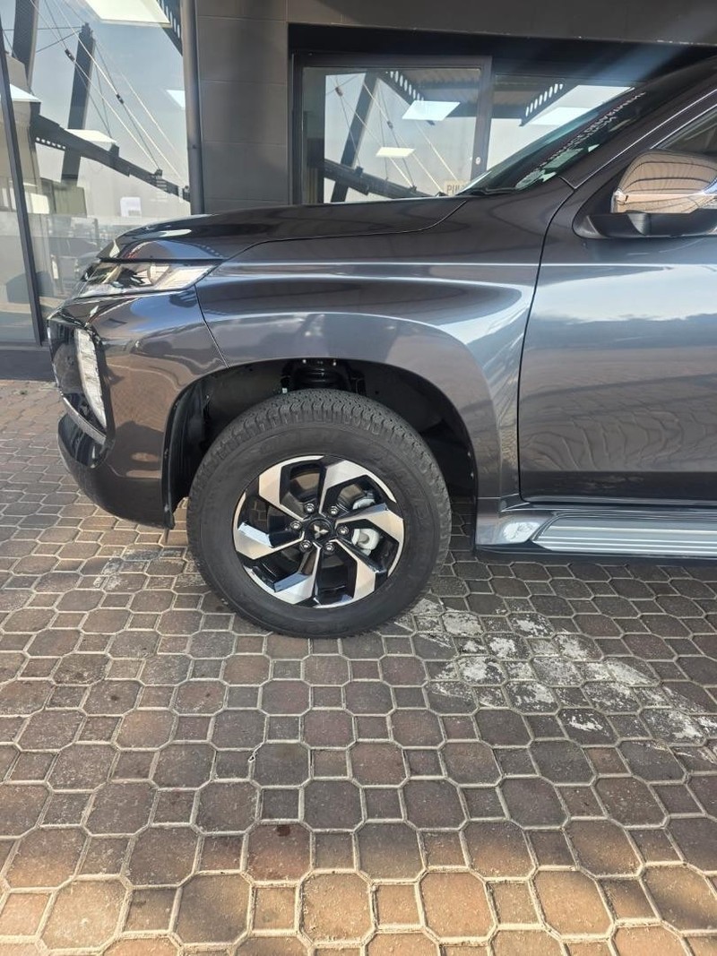 Mitsubishi Pajero Sport - Mitsubishi Rivonia - Image 11