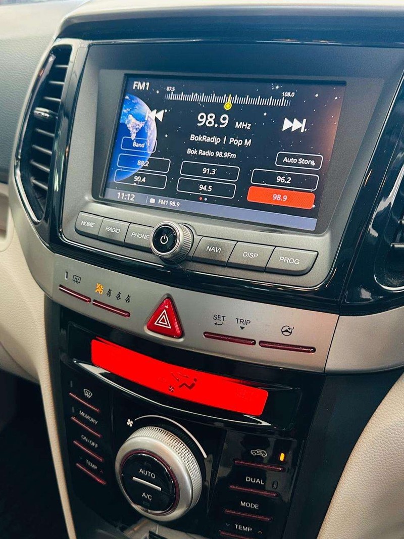 Mahindra XUV300 - Thorp Tableview - Image 12