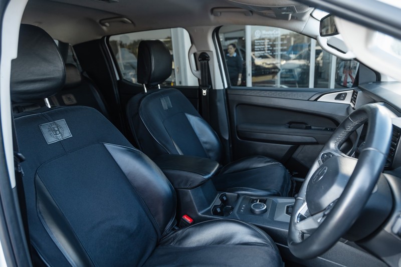 Volkswagen Amarok - Midbay Motors - Image 9