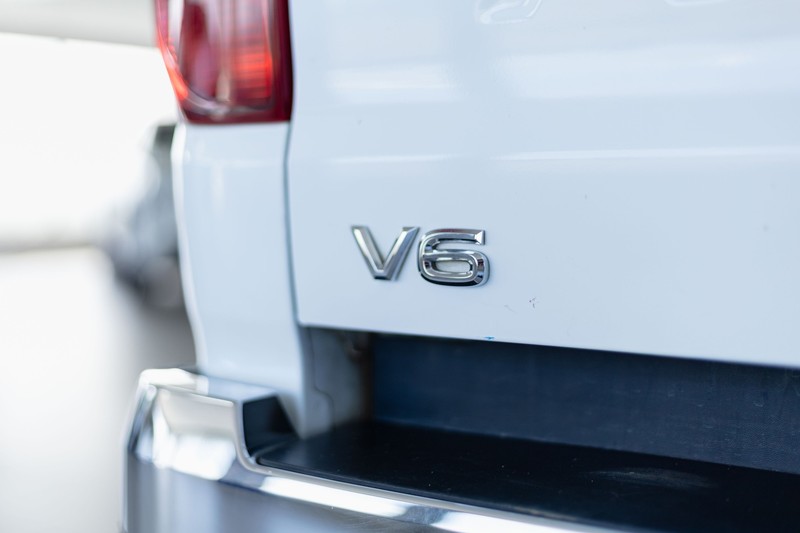 Volkswagen Amarok - Midbay Motors - Image 17