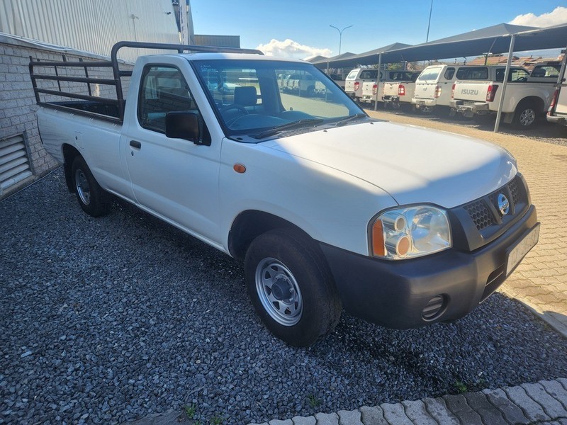 Nissan NP300 Hardbody - WHEELSPOT - Image 5