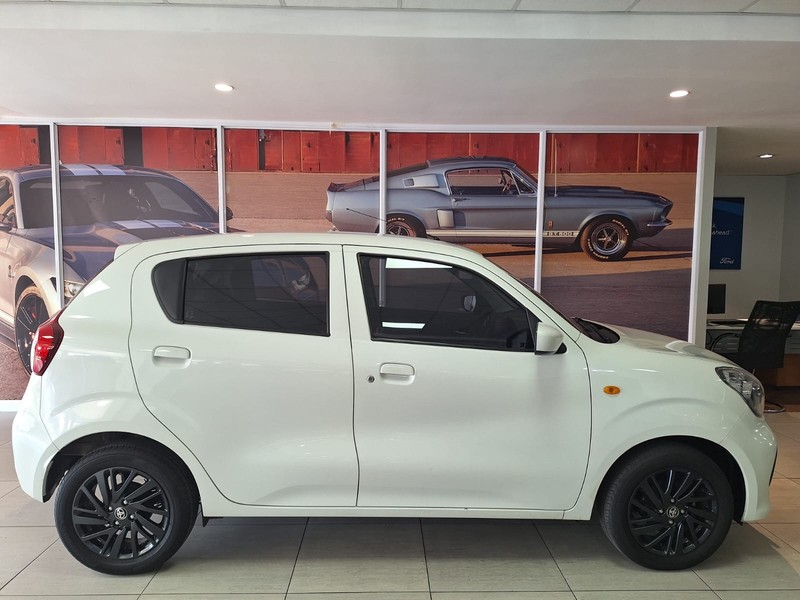 Toyota Vitz - MG Midrand - Image 4