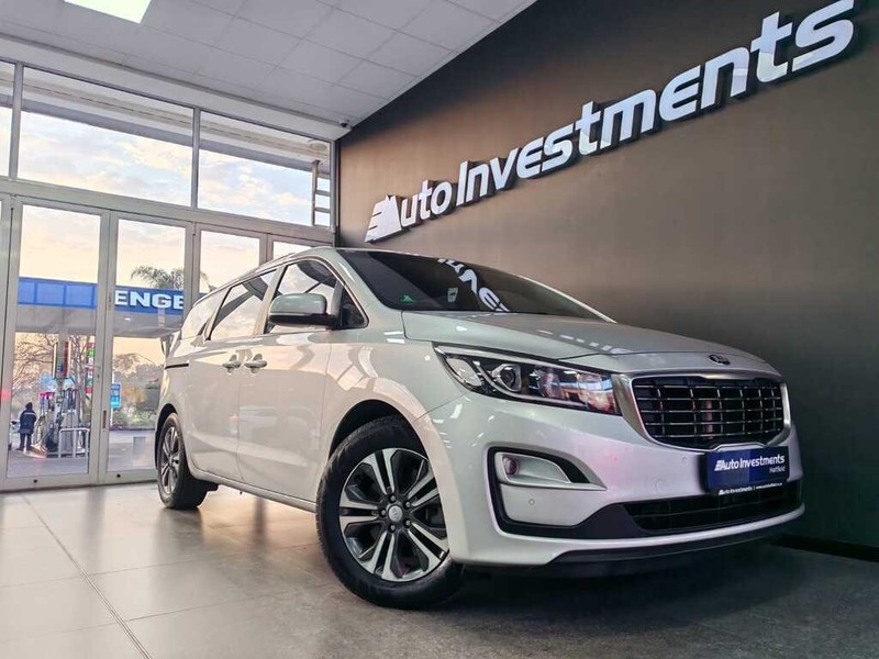 Kia grand sedona - Auto Investments Hatfield - Image 1