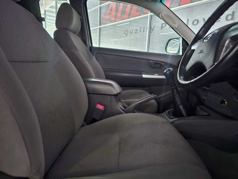Toyota Hilux - Auto Hot Spot - Image 5