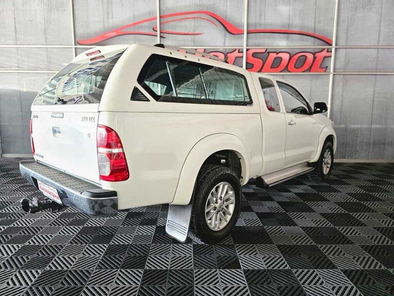 Toyota Hilux - Auto Hot Spot - Image 3