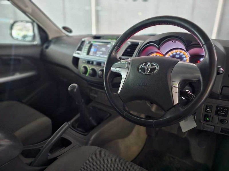 Toyota Hilux - Auto Hot Spot - Image 6