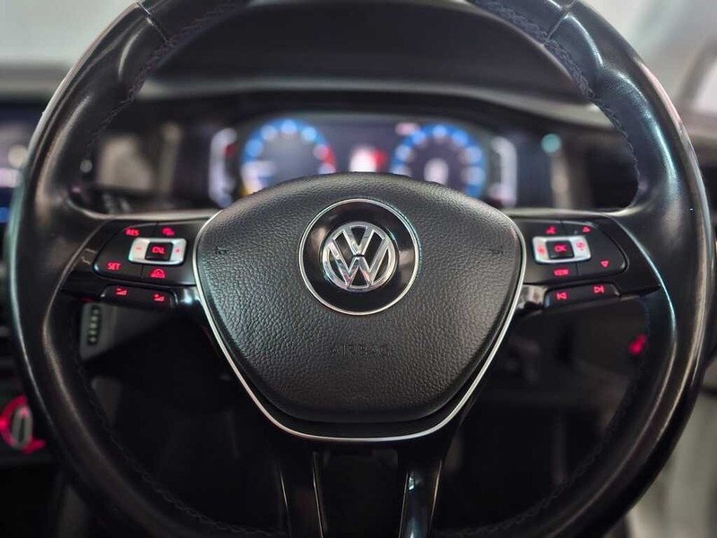 Volkswagen Polo - Auto Hot Spot - Image 11
