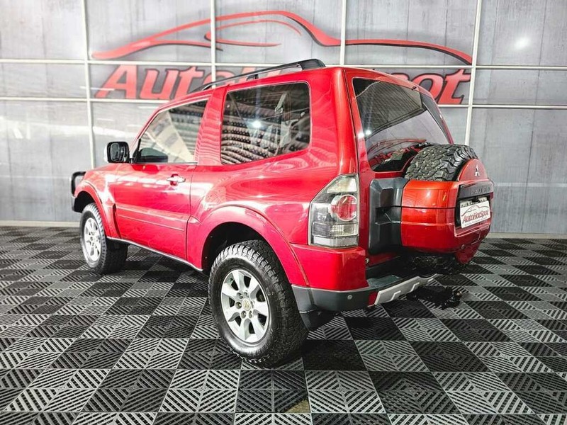 Mitsubishi Pajero - Auto Hot Spot - Image 4