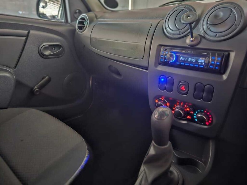 Nissan NP200 - Auto Hot Spot - Image 9