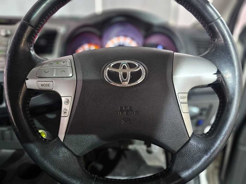 Toyota Hilux - Auto Hot Spot - Image 8