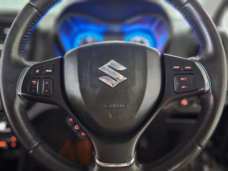 Suzuki Vitara - Auto Hot Spot - Image 10