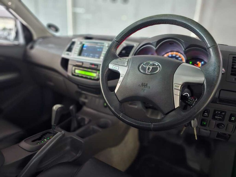 Toyota Hilux - Auto Hot Spot - Image 8