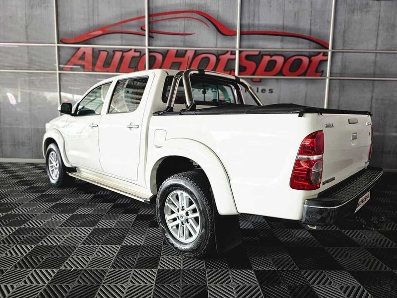 Toyota Hilux - Auto Hot Spot - Image 4