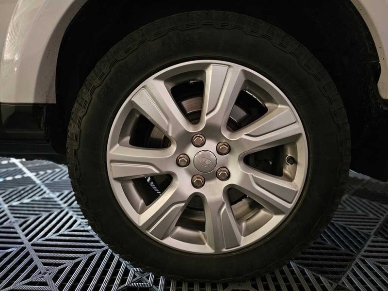 Land Rover Discovery - Auto Hot Spot - Image 5