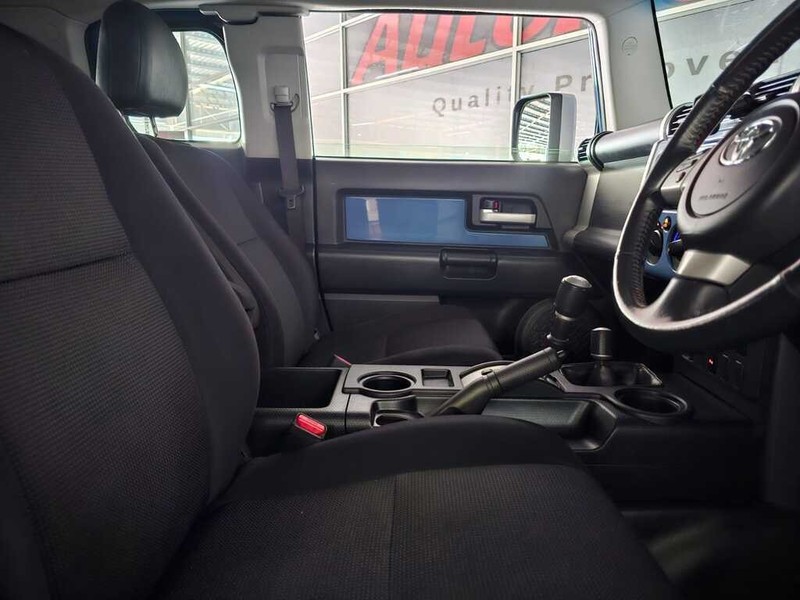 Toyota FJ Cruiser - Auto Hot Spot - Image 6