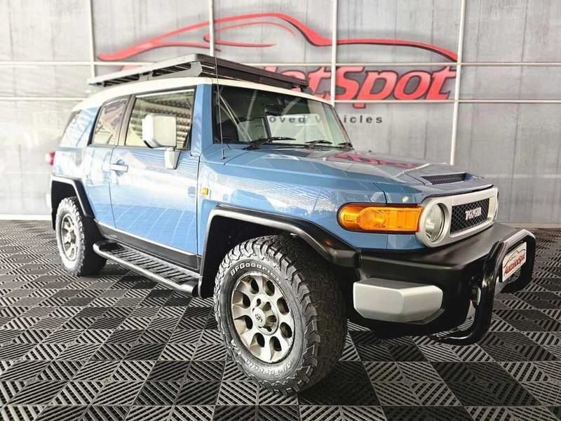 Toyota FJ Cruiser - Auto Hot Spot - Image 2
