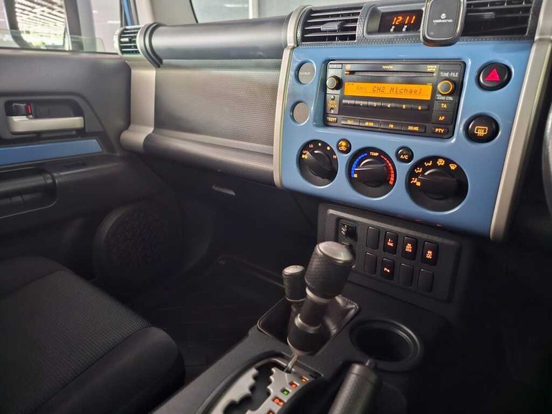 Toyota FJ Cruiser - Auto Hot Spot - Image 10