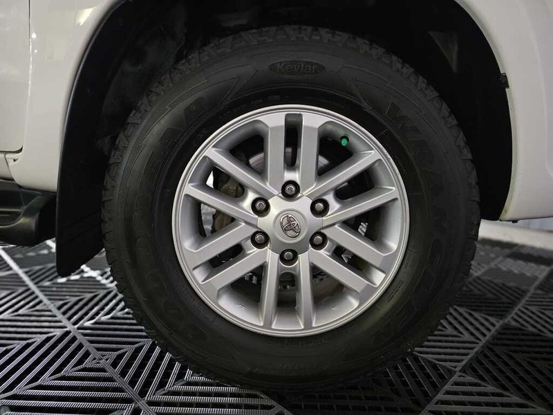 Toyota Fortuner - Auto Hot Spot - Image 5