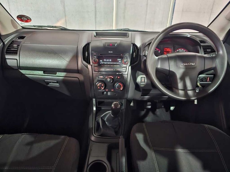 Isuzu KB - Auto Hot Spot - Image 6