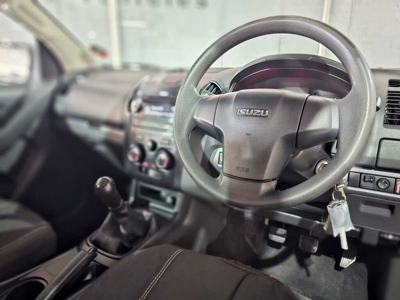 Isuzu KB - Auto Hot Spot - Image 8