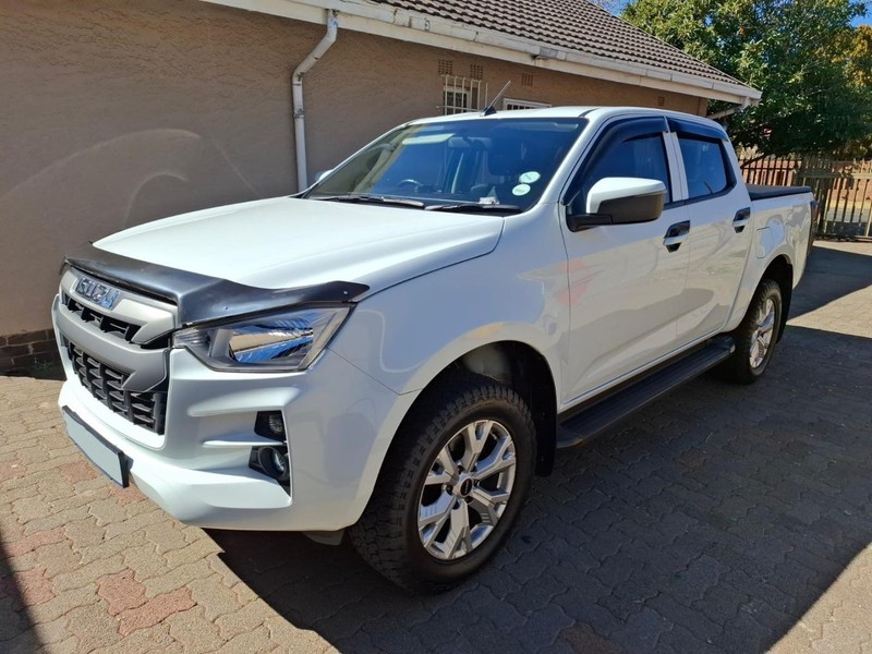 Isuzu D-Max - Mit Mak Motors - Image 1