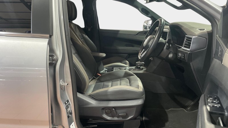Volkswagen Amarok - Stanmar Motors George - Image 12