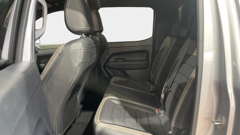 Volkswagen Amarok - Stanmar Motors George - Image 18
