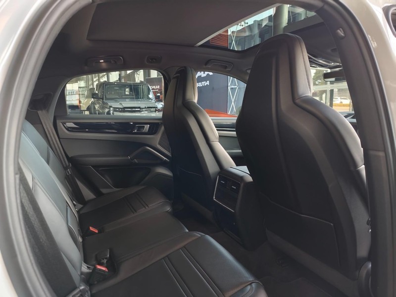 Porsche Cayenne - Bruma Nissan - Image 7