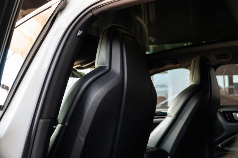 Porsche Cayenne - Bruma Nissan - Image 17