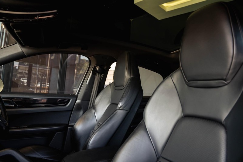 Porsche Cayenne - Bruma Nissan - Image 12