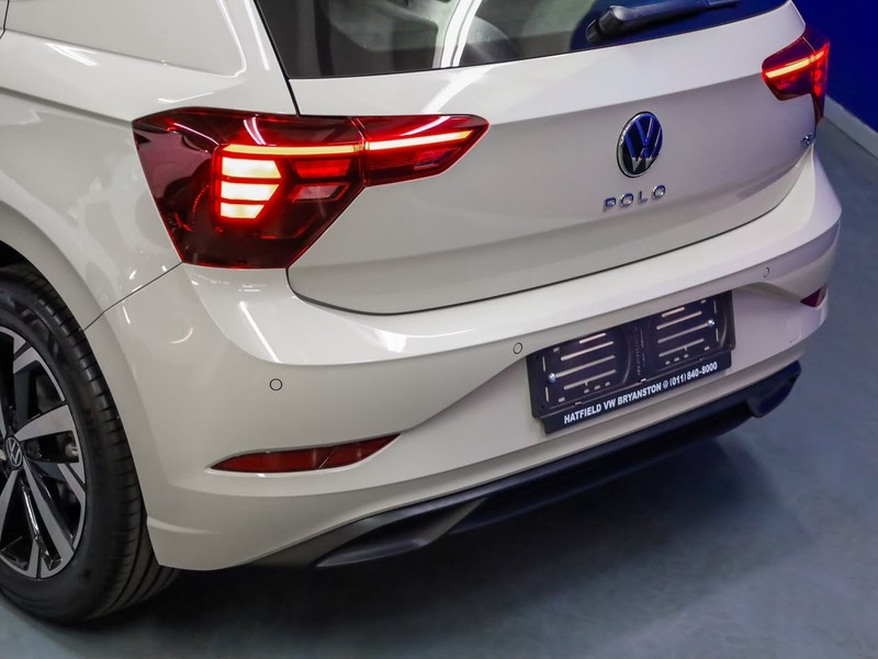 Volkswagen Polo - Hatfield VW Bryanston - Image 18