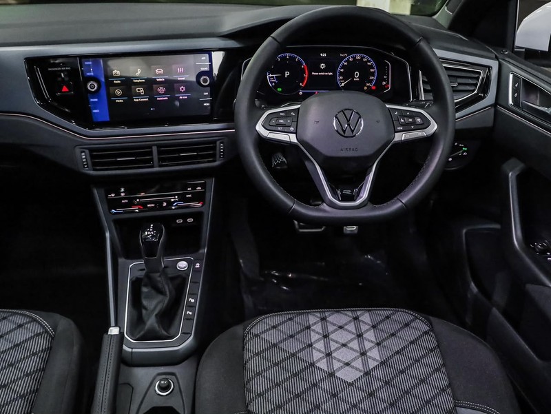 Volkswagen Polo - Hatfield VW Bryanston - Image 14