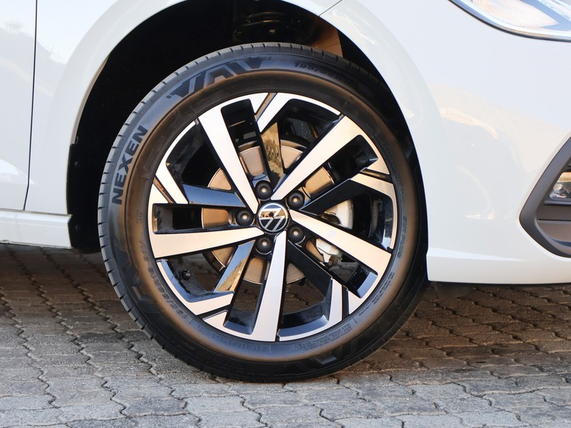 Volkswagen Polo - Hatfield VW Pretoria - Image 14