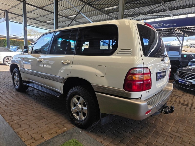 Toyota Land Cruiser - Auto Investments Montana - Image 4