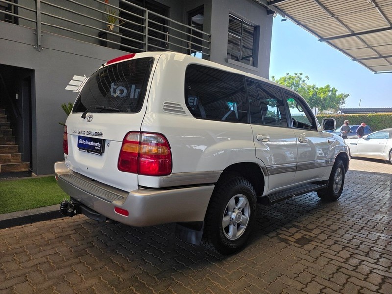Toyota Land Cruiser - Auto Investments Montana - Image 5
