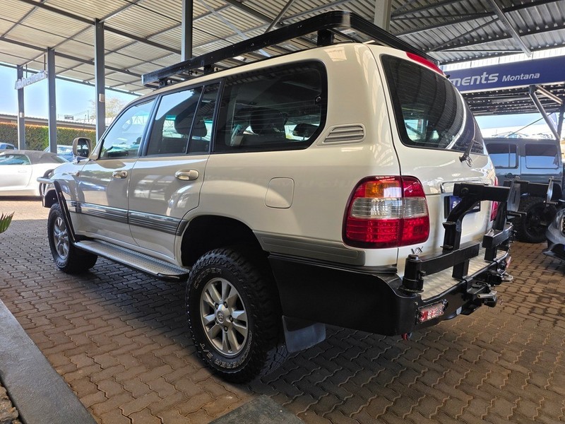 Toyota Land Cruiser - Auto Investments Montana - Image 4