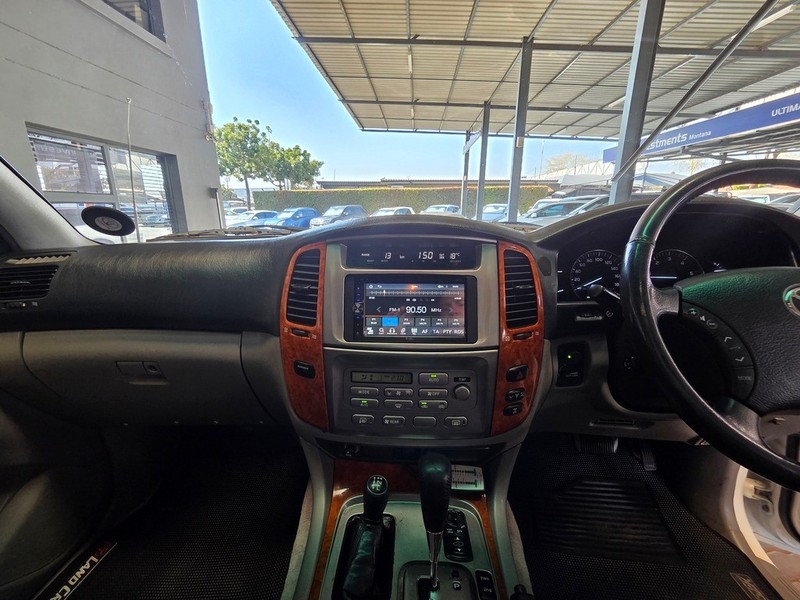 Toyota Land Cruiser - Auto Investments Montana - Image 14