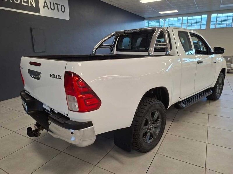 Toyota Hilux - Cargen Auto - Image 7
