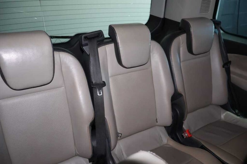 Ford Tourneo Custom - Bluebird Motors - Image 8