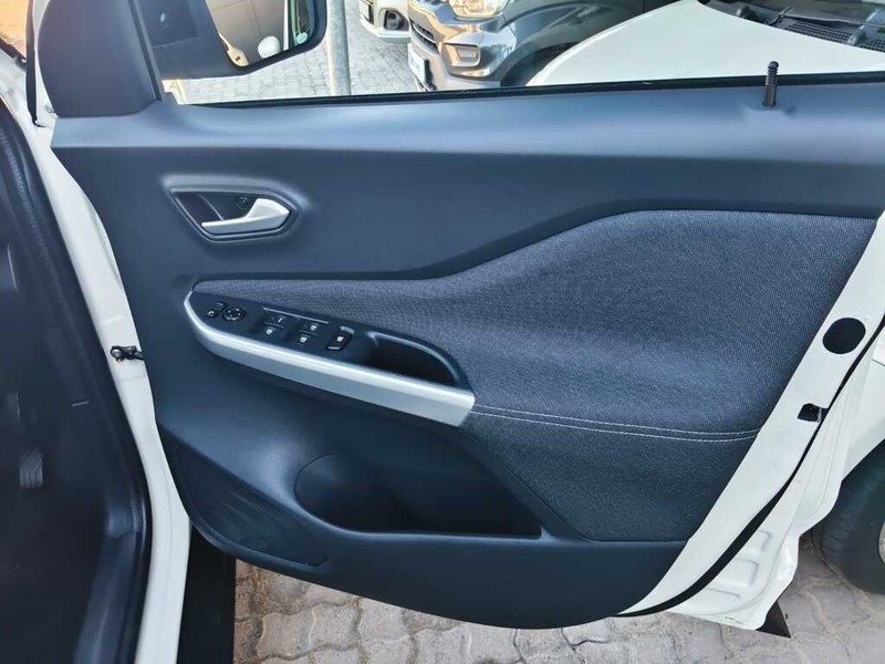 Nissan Magnite - King Cars Bellville/Vredekloof - Image 12